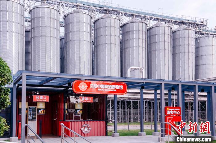 圖為基地原料立倉。　李南軒 攝